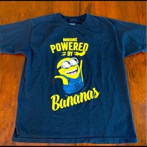 Minions Graphic T-shirt, Powered by Bananas!, size XL